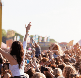 Festivals et tourisme : quand la culture irrigue les territoires